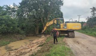 Dinas PUPR Normalisasi Beberapa Sungai yang Rawan Banjir di Mesuji